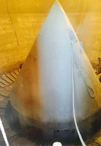 水泥庫清庫，清理鋼板倉